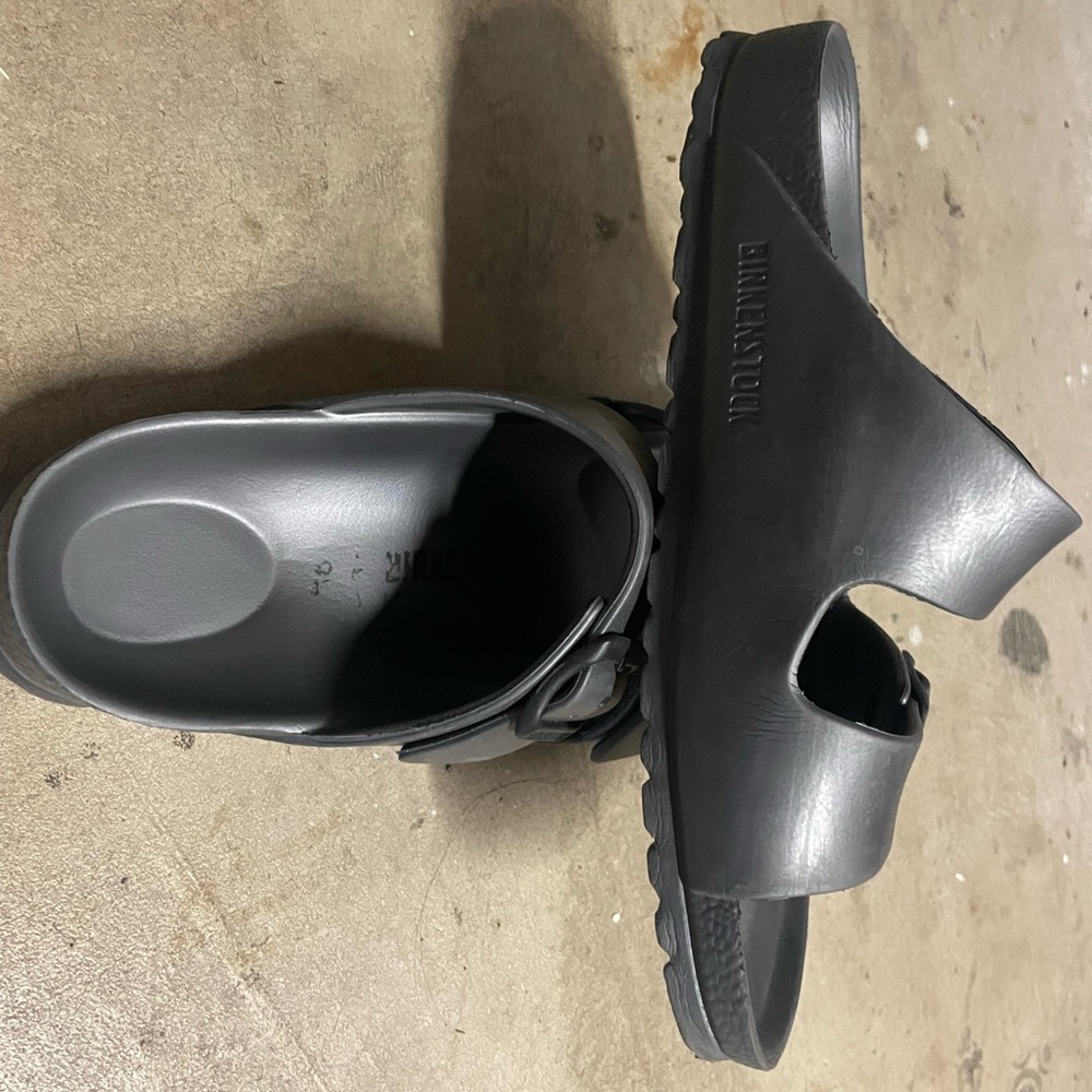 Women’s Birkenstock Arizona EVA sandals. - Picture 2 of 4